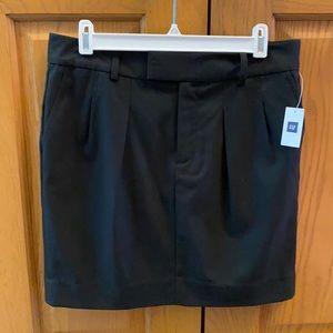 Gap mini skirt with pockets.  Size 4.  Black.
